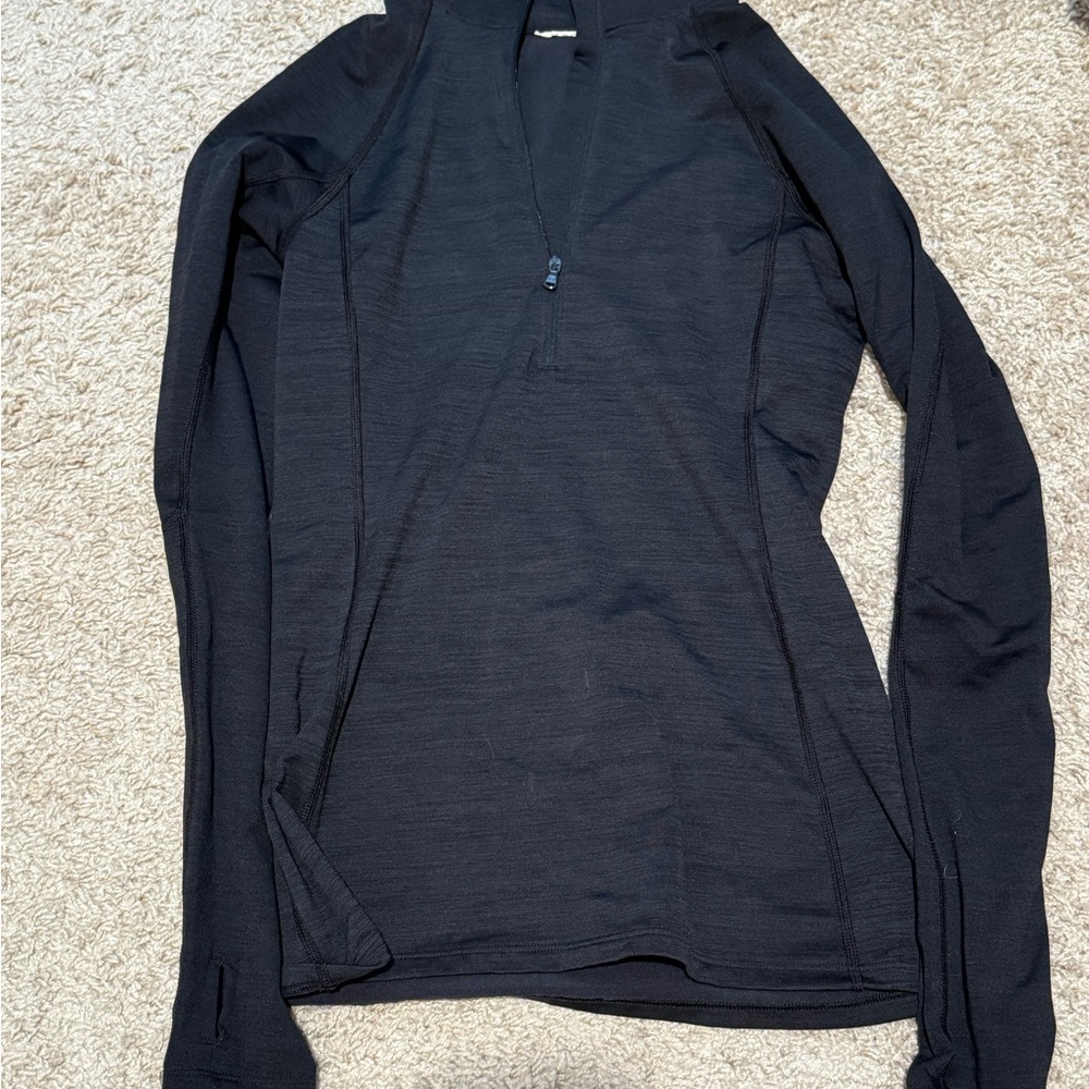 Under Armour Dri Fit Long Sleeve Pullover